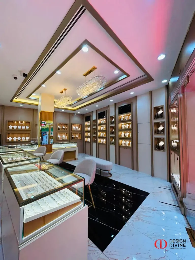 LUCKY STAR GOLD & DIAMONDS, GOLD SOUK, DUBAI